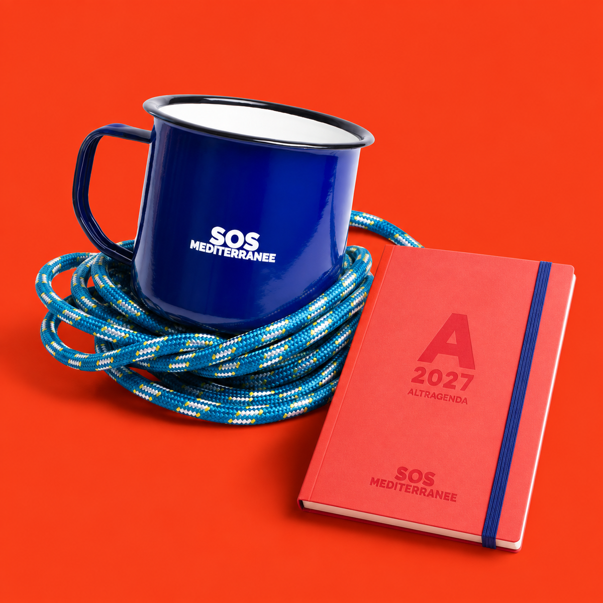 Kit AltrAgenda 2027 + Tazza “Ogni persona ha diritto a essere salvata”