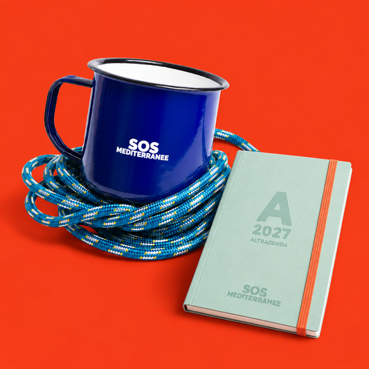 Kit AltrAgenda 2027 + Tazza “Ogni persona ha diritto a essere salvata”